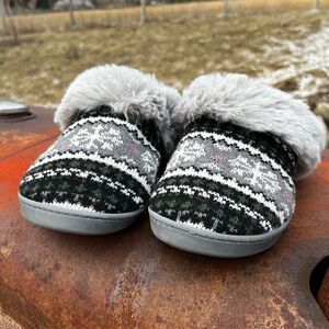 Denver Hayes Nordic Knit Slippers Faux Fur Trim | Size M | Cozy Cabin Vibes
